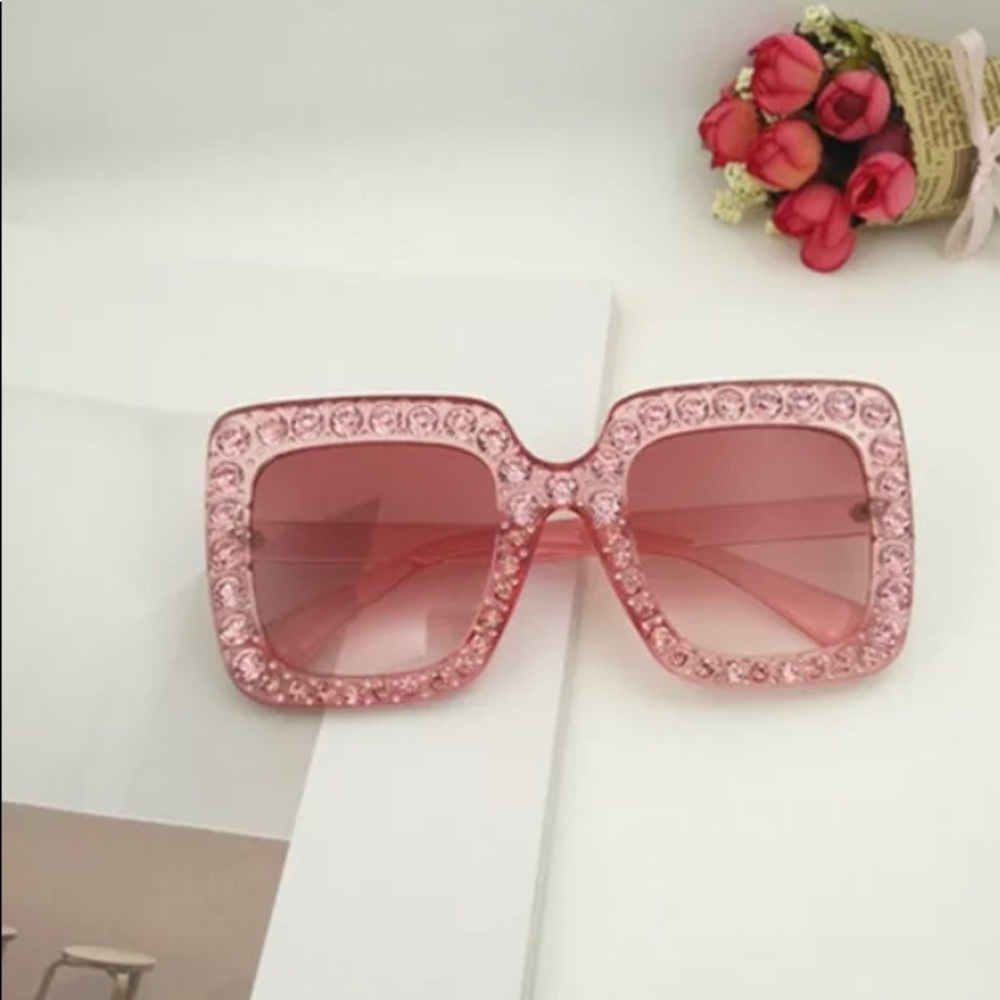 Ladies luxury oversized square pink sunglasses